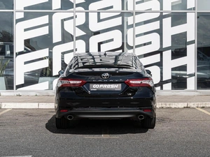 Седан Toyota Camry 2019 года, 3280000 рублей, Краснодар