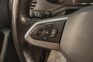 Лифтбек Volkswagen Polo 2021 года, 1759000 рублей, Челябинск