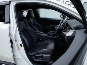 Внедорожник Toyota C-HR 2017 года, 1949000 рублей, Большой Сочи