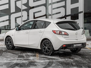 Хетчбэк Mazda 3 2010 года, 898000 рублей, Краснодар