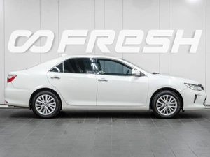 Седан Toyota Camry 2015 года, 1849000 рублей, Сургут