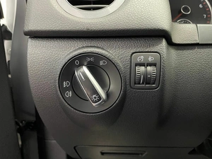 Внедорожник Volkswagen Tiguan 2011 года, 1175000 рублей, Красноярск