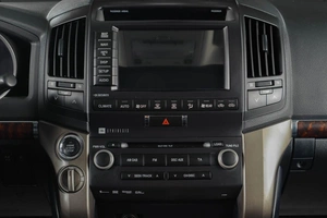 Внедорожник Toyota Land Cruiser 2011 года, 3819000 рублей, Тюмень