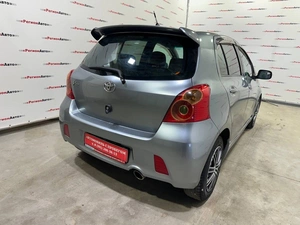 Хетчбэк Toyota Vitz 2006 года, 499000 рублей, Красноярск
