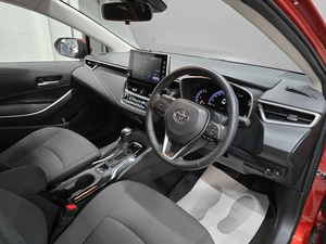 Седан Toyota Corolla 2019 года, 1765000 рублей, Красноярск