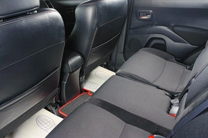 Внедорожник Citroen C-Crosser 2012 года, 1299000 рублей, Тюмень