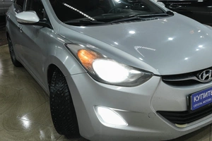 Седан Hyundai Avante 2012 года, 889000 рублей, Новокузнецк