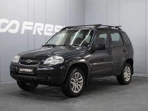 Внедорожник Chevrolet Niva 2011 года, 399000 рублей, Омск
