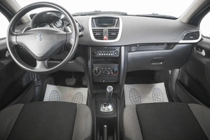 Хетчбэк Peugeot 207 2007 года, 409000 рублей, Кемерово