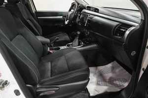 Пикап Toyota Hilux 2016 года, 2889000 рублей, Новокузнецк