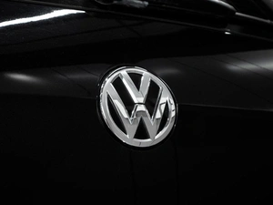 Хетчбэк Volkswagen Golf 2019 года, 1999000 рублей, Тюмень