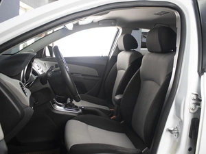 Седан Chevrolet Cruze 2013 года, 590000 рублей, Омск