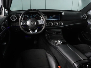 Седан Mercedes-benz E-класс 2018 года, 3049000 рублей, Минеральные Воды