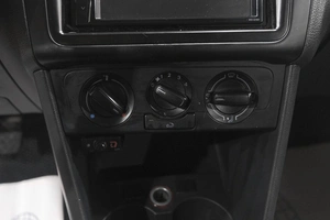 Седан Volkswagen Polo 2012 года, 689000 рублей, Новокузнецк