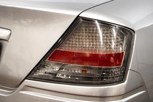 Седан Nissan Gloria 2002 года, 649000 рублей, Барнаул