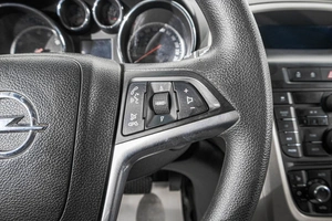Хетчбэк Opel Astra 2012 года, 649000 рублей, Барнаул