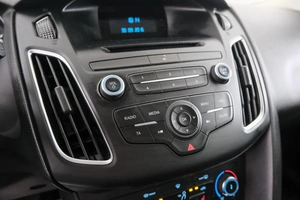 Хетчбэк Ford Focus 2016 года, 889000 рублей, Красноярск