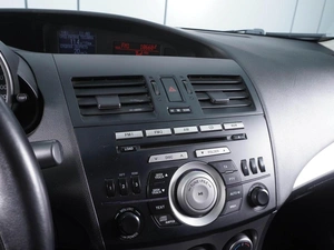 Седан Mazda 3 2010 года, 890000 рублей, Ростов-на-Дону