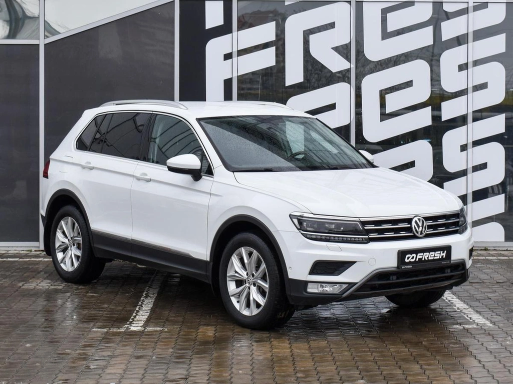 Внедорожник Volkswagen Tiguan 2017 года, 2330000 рублей, Краснодар