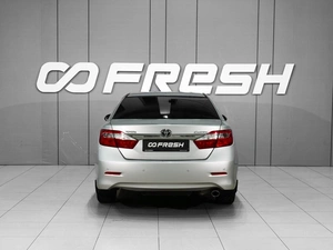 Седан Toyota Camry 2012 года, 1545000 рублей, Тверь