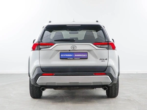 Внедорожник Toyota RAV4 2024 года, 4109050 рублей, Москва