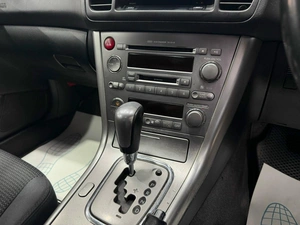 Седан Subaru Legacy 2003 года, 699000 рублей, Красноярск