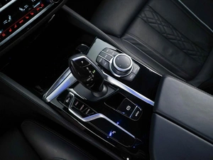 Седан BMW 5 серия 2022 года, 5648888 рублей, Москва