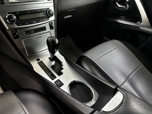 Седан Toyota Avensis 2012 года, 1249000 рублей, Ачинск