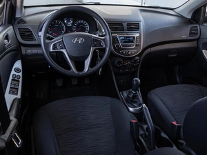 Хетчбэк Hyundai Solaris 2015 года, 916000 рублей, Волгоград