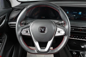 Седан Changan Eado Plus 2023 года, 1579000 рублей, Тюмень