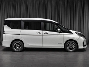 Минивэн Nissan Serena 2018 года, 2070000 рублей, Тюмень