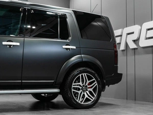 Внедорожник Land Rover Discovery 2015 года, 2490000 рублей, Тюмень