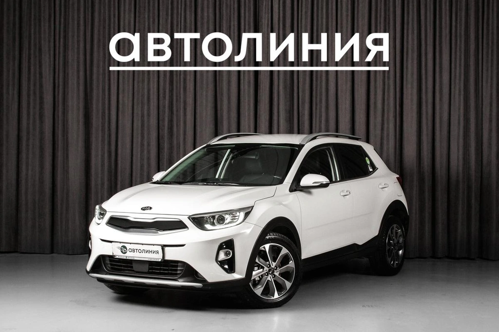 Внедорожник Kia Stonic 2020 года, 1545000 рублей, Красноярск