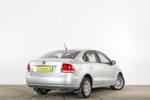 Седан Volkswagen Polo 2013 года, 779000 рублей, Тюмень