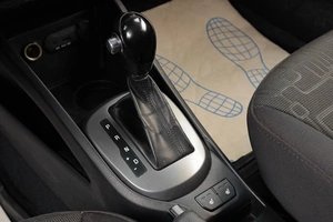 Седан Kia Rio 2014 года, 899000 рублей, Тюмень