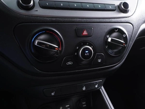 Седан Hyundai Solaris 2017 года, 1299000 рублей, Ростов-на-Дону