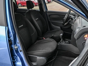 Хетчбэк Renault Sandero 2015 года, 774000 рублей, Кирилловка