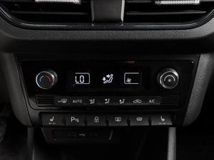Седан Volkswagen Polo 2020 года, 1050000 рублей, Тюмень