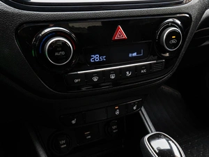 Седан Hyundai Solaris 2021 года, 1420000 рублей, Краснодар