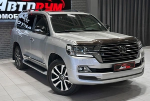 Внедорожник Toyota Land Cruiser 2018 года, 6900000 рублей, Красноярск