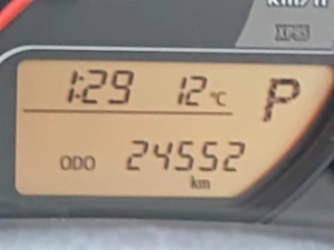 Хетчбэк Toyota Vitz 2015 года, 660000 рублей, Красноярск