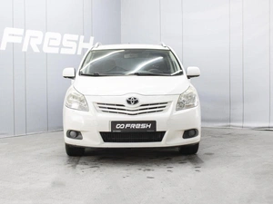 Минивэн Toyota Verso 2011 года, 1180777 рублей, Омск