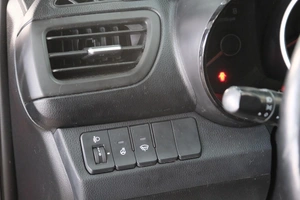 Седан Kia Rio 2014 года, 889000 рублей, Омск