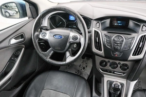 Хетчбэк Ford Focus 2013 года, 829000 рублей, Красноярск