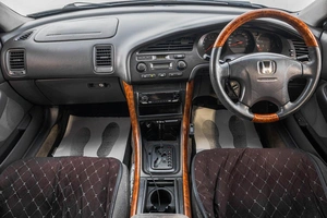 Седан Honda Inspire 2002 года, 669000 рублей, Барнаул