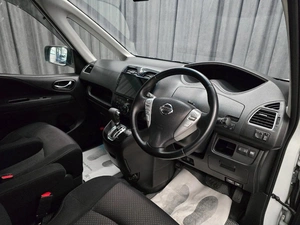 Минивэн Nissan Serena 2013 года, 1349000 рублей, Красноярск