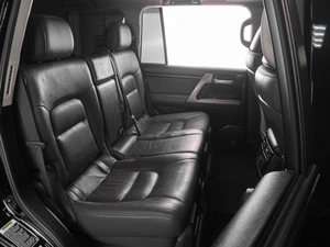 Внедорожник Toyota Land Cruiser 2010 года, 4200000 рублей, Тюмень