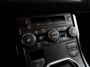 Внедорожник Land Rover Range Rover Evoque 2013 года, 1819000 рублей, Тюмень