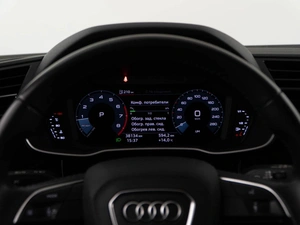 Внедорожник Audi Q3 2019 года, 2997077 рублей, Москва