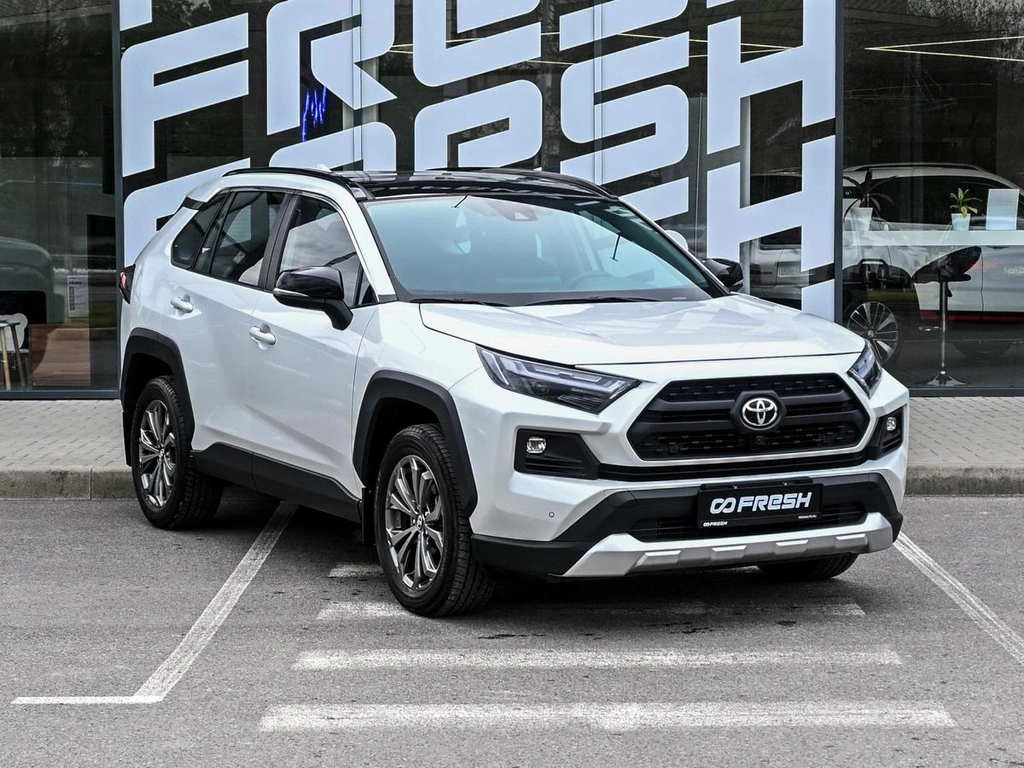 Внедорожник Toyota RAV4 2024 года, 3785000 рублей, Волгоград